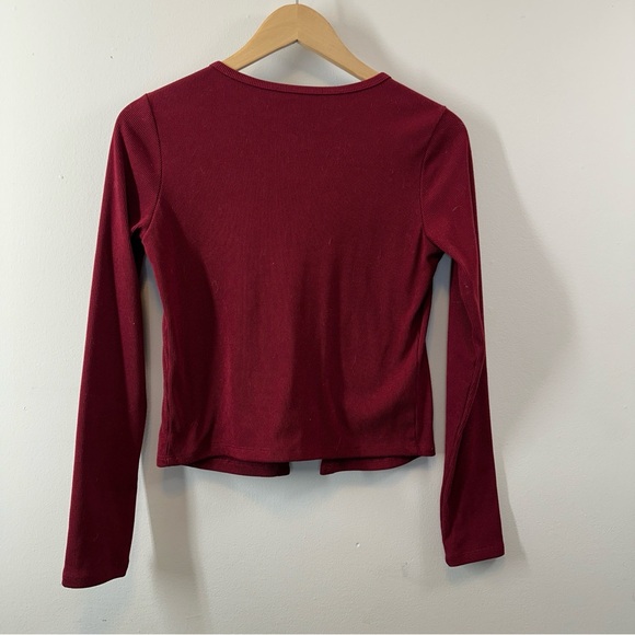 Madden Girl Ribbed Cardigan Burgundy Red Bulldog Embroidery Button Front Size M - Picture 2 of 8